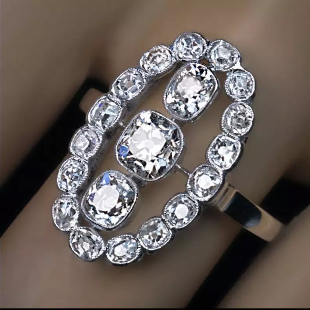 New Luxury 925 Silver Square Oval Dazzling Ring